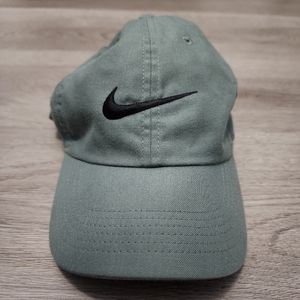Nike Heritage Dri-Fit Baseball Hat